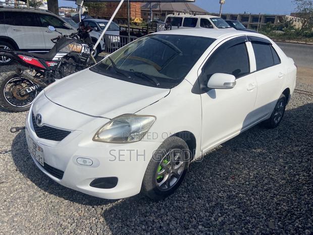 Toyota Belta 2010 White