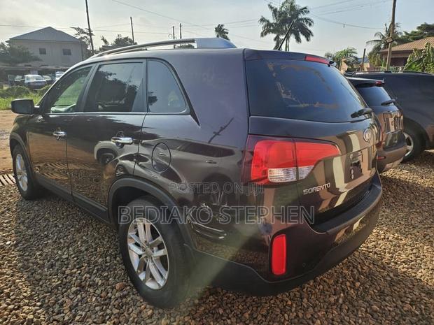 Kia Sorento 2013 Brown