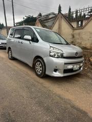 Toyota Voxy V 2WD 8-Seater 2012 Silver for sale
