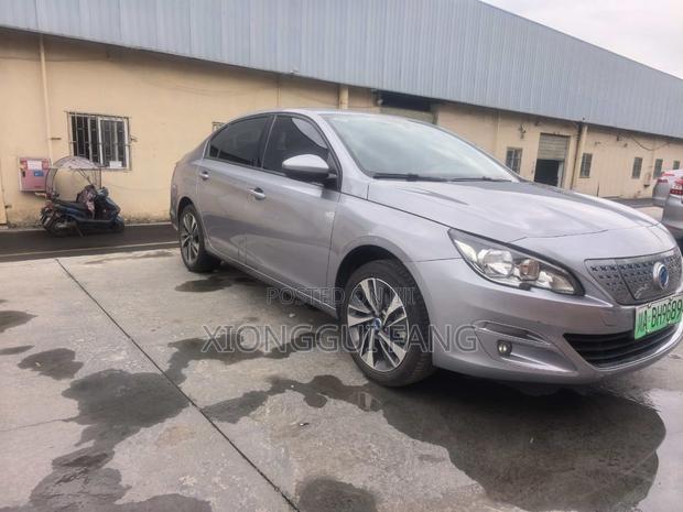 Dongfeng EV EX1 33 kW FWD 2023 Gray