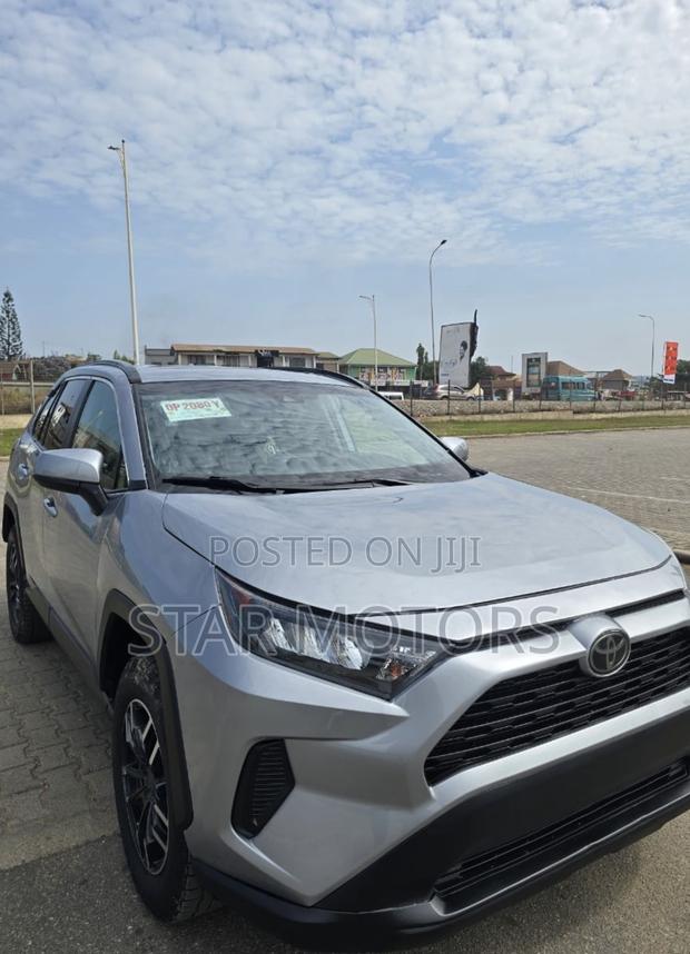 Toyota RAV4 2020 Silver
