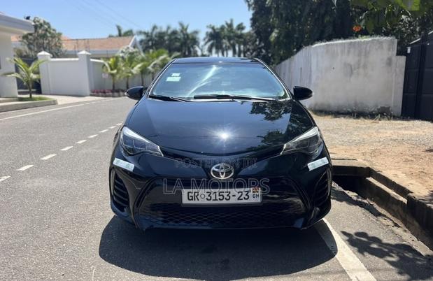 Toyota Corolla 2016 Black