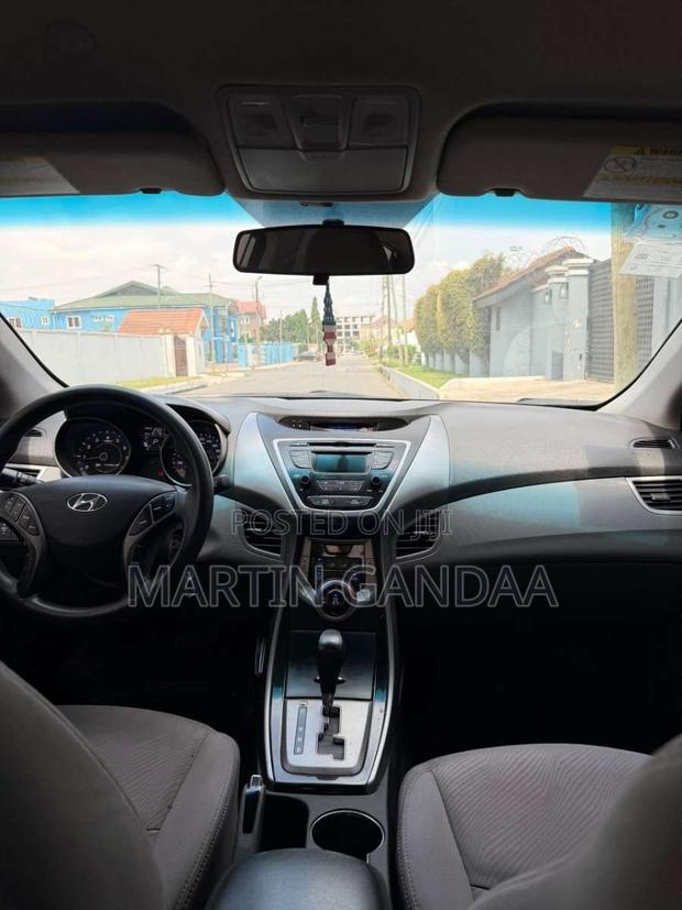 Hyundai Elantra GLS Sedan FWD (1.8L 4cyl 6A) 2013 White