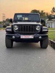 Jeep Gladiator Nighthawk 4x4 2025 Black for sale