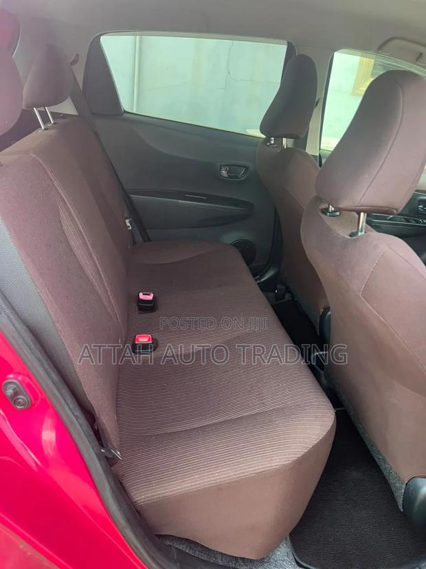 Toyota Vitz 2010 Red