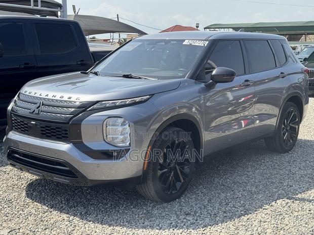 Mitsubishi Outlander SE Black Edition 2023 Gray