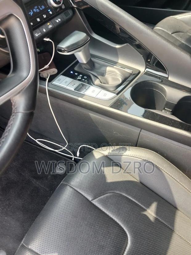 Hyundai Elantra 2024 White