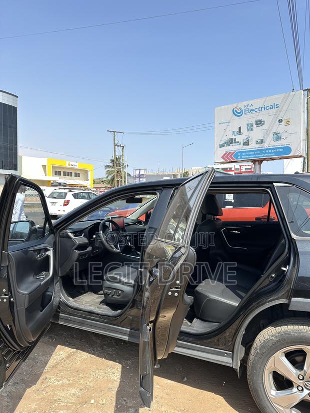 Toyota RAV4 2023 Black
