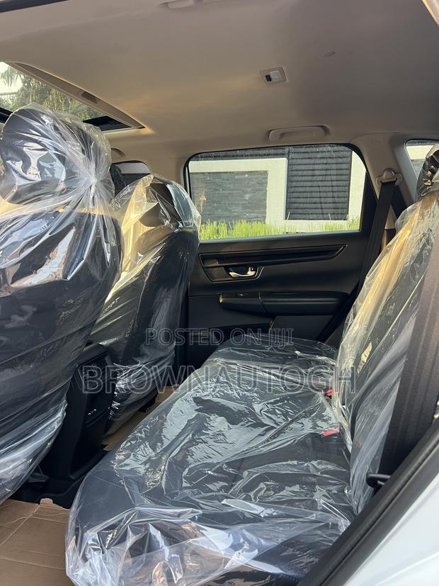 Honda CR-V 2025 White