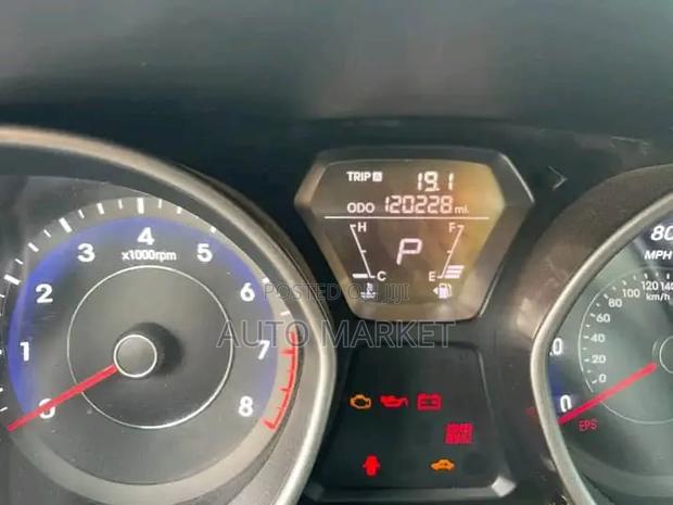 Hyundai Elantra GLS Sedan FWD (1.8L 4cyl 6A) 2013 Blue