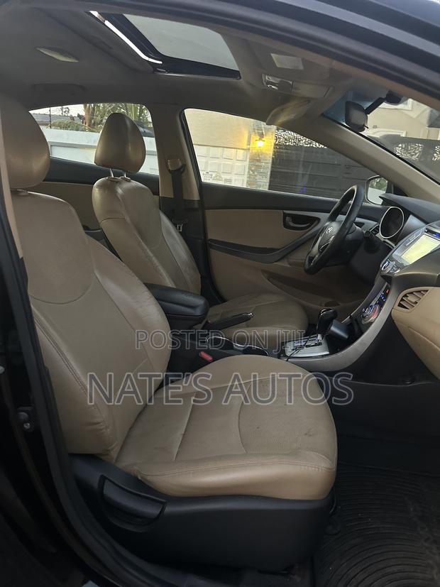 Hyundai Elantra Limited Sedan FWD (1.8L 4cyl 6A) 2013 Black