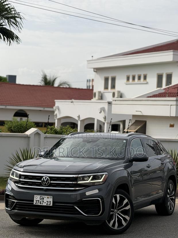 Volkswagen Atlas 2.0T SE w/Technology 2022 Gray