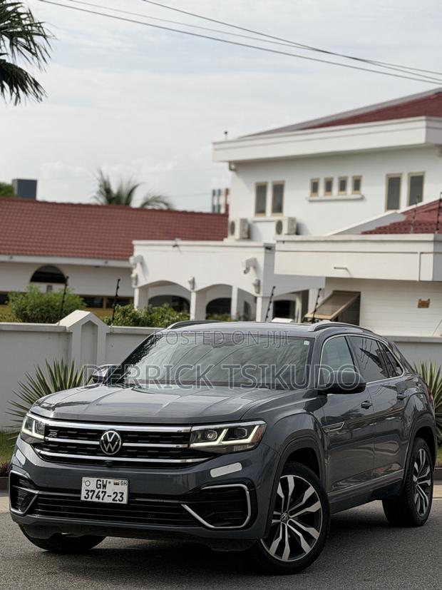 Volkswagen Atlas 2.0T SE w/Technology 2022 Gray