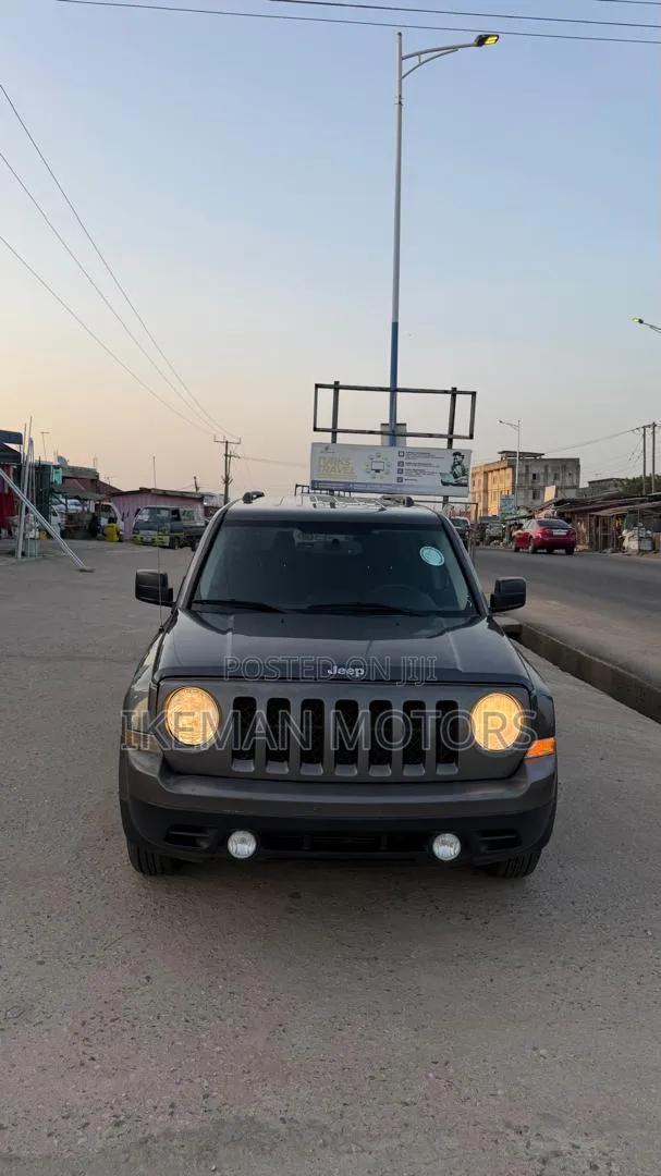 Jeep Patriot Altitude Edition 4dr SUV (2.0L 4cyl CVT) 2015 Black