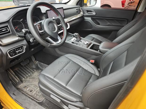 Great Wall Poer Premium 2023 Yellow