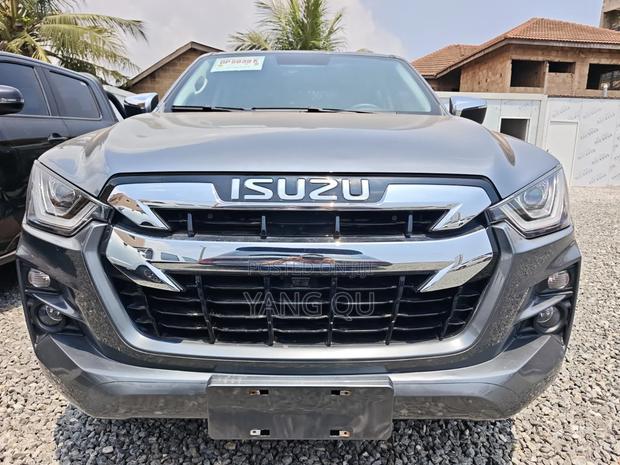 Isuzu D-MAX 2022 Gray