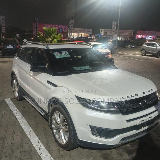 Land Rover Range Rover 2017 White