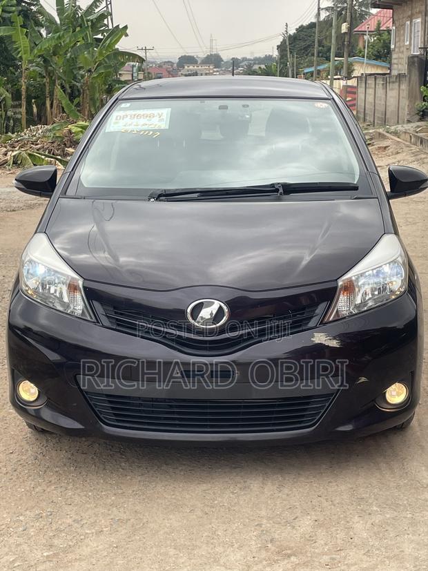 Toyota Vitz 1.3 AWD 5dr 2014 Purple