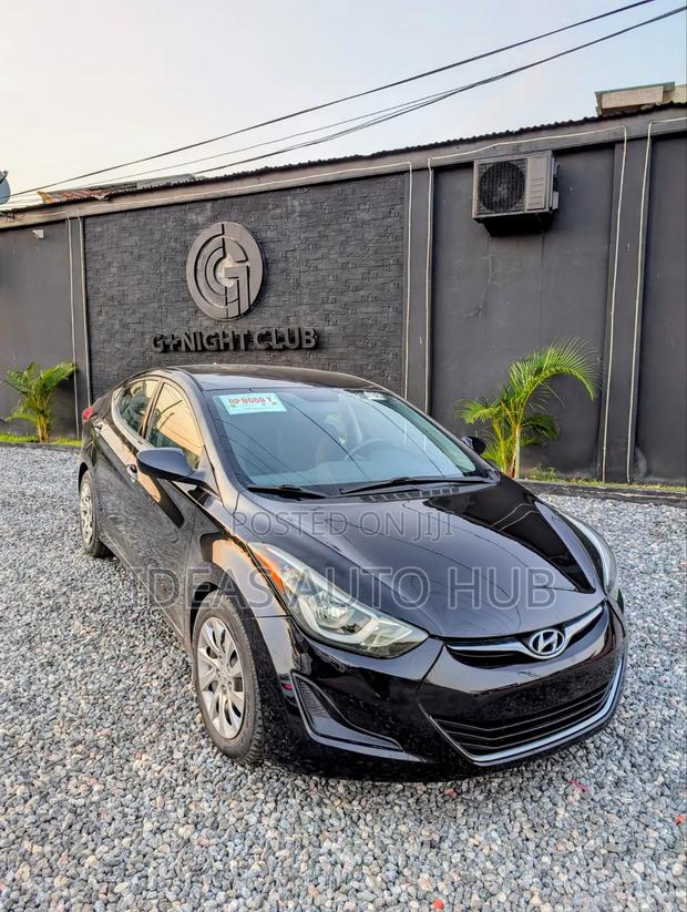 Hyundai Elantra SE Sedan FWD (1.8L 4cyl 6A) 2016 Black