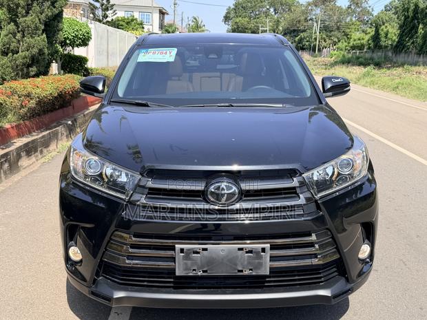 Toyota Highlander XLE 2019 Black