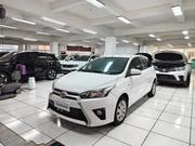 Toyota Yaris L Hatchback 5dr 2017 White for sale