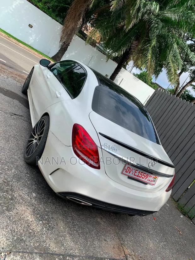 Mercedes-Benz C300 Sport 4Matic Sedan AWD (2.0L 4cyl 7A) 2017 White