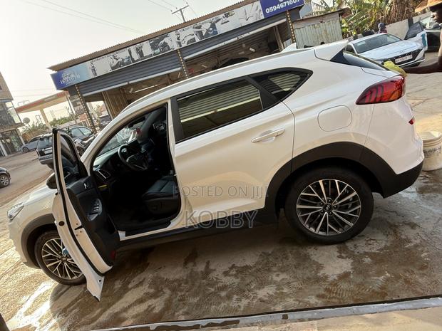 Hyundai Tucson 2019 White