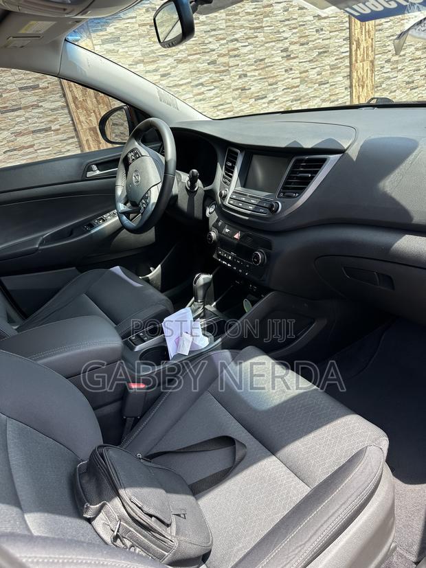 Hyundai Tucson Value AWD 2018 Burgundy