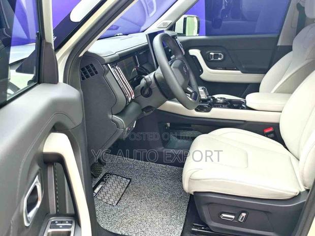 Jetour T1 2025 Beige