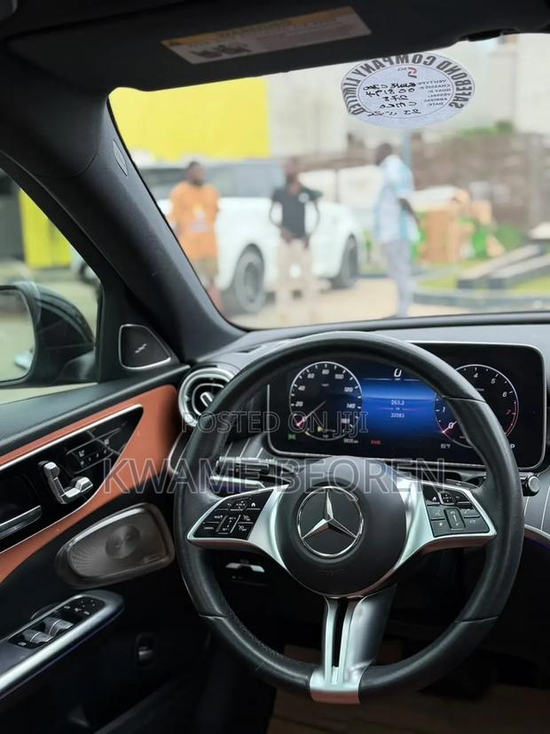 Mercedes-Benz C300 2022 Black