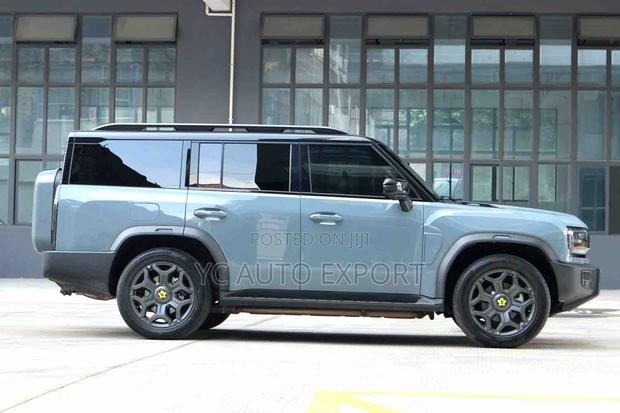 Jetour T2 i-DM 2025 Gray