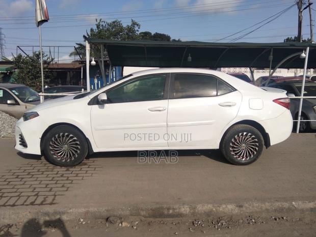 Toyota Corolla L 4dr Sedan (1.8L 4cyl 4A) 2014 White