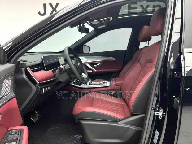 Jetour X70 Plus 2023 Black