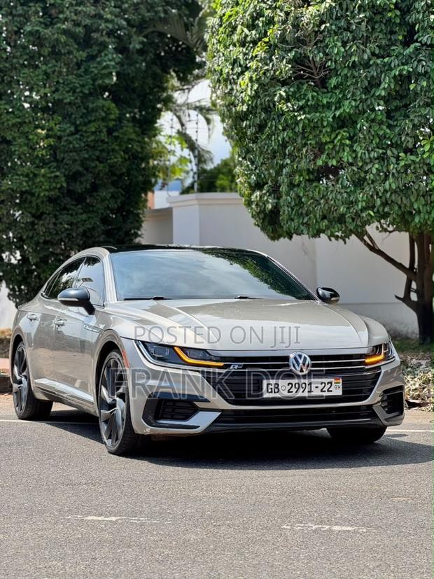 Volkswagen Arteon 2.0T SEL R-Line w/20 FWD 2019 Gold