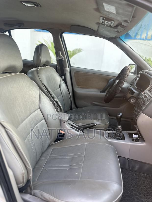 Nissan Primera 2009 Silver