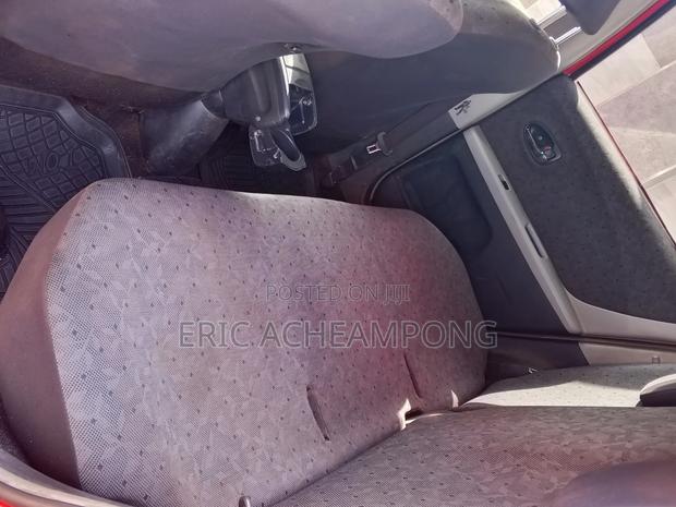 Toyota Vitz 2012 Red