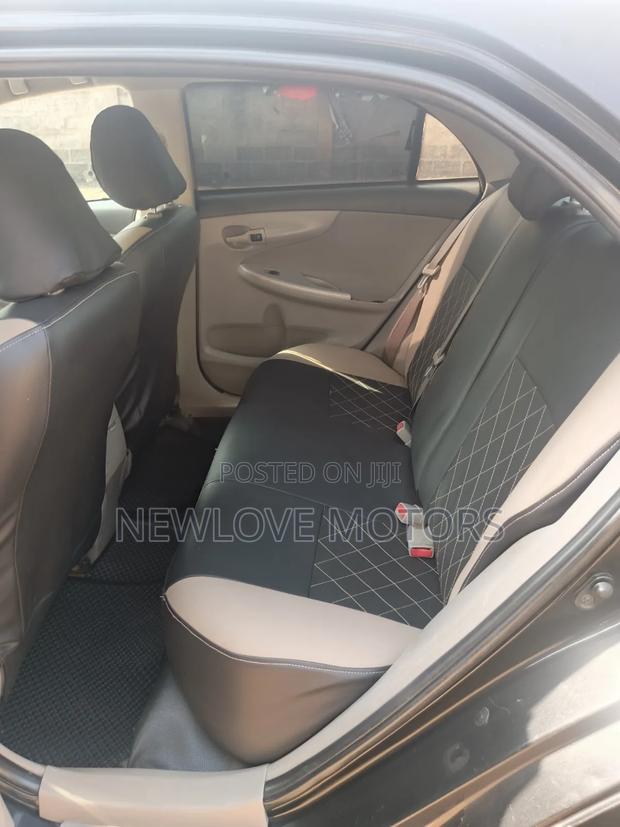 Toyota Corolla S 5-Speed 2013 Black