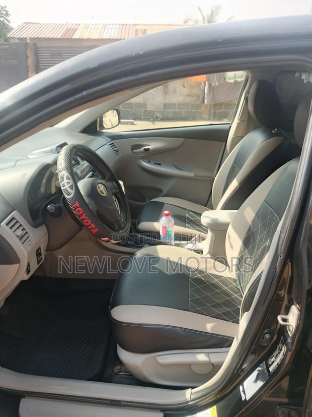 Toyota Corolla S 5-Speed 2013 Black