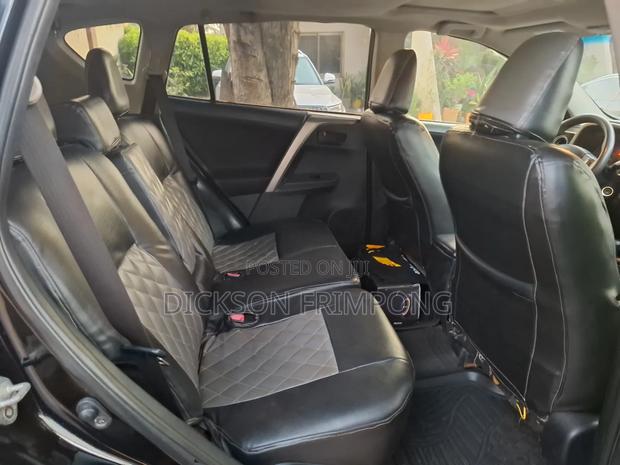 Toyota RAV4 XLE AWD (2.5L 4cyl 6A) 2016 Black