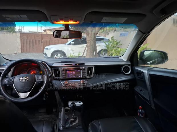Toyota RAV4 XLE AWD (2.5L 4cyl 6A) 2016 Black