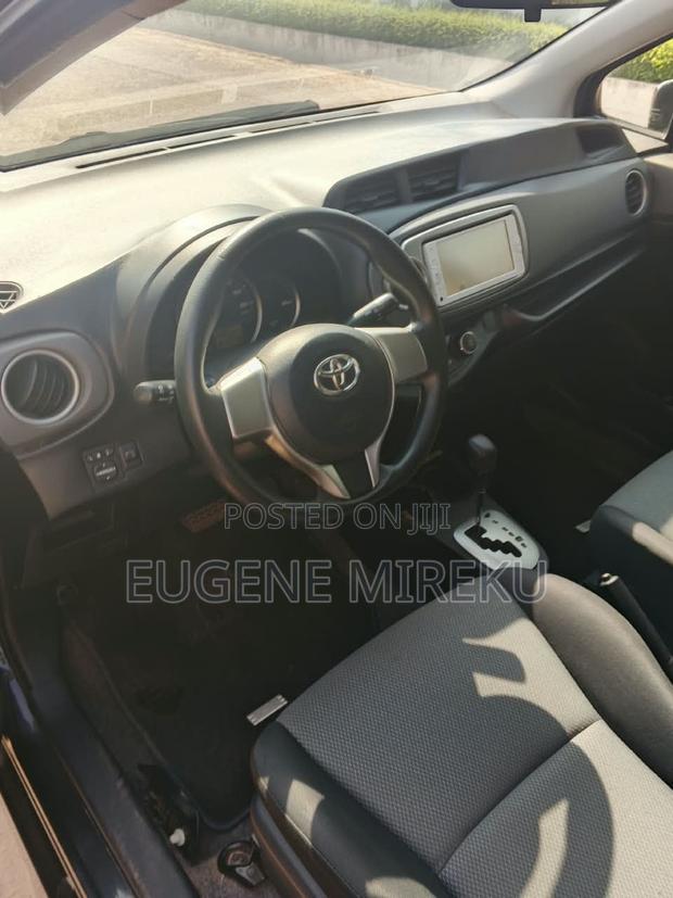 Toyota Vitz 2013 Black
