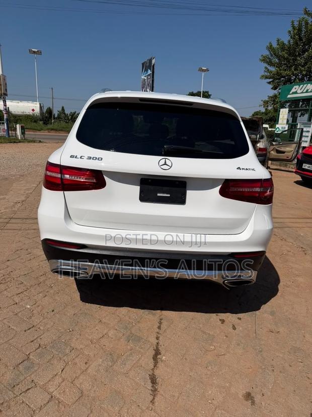 Mercedes-Benz GLC-Class 2017 White