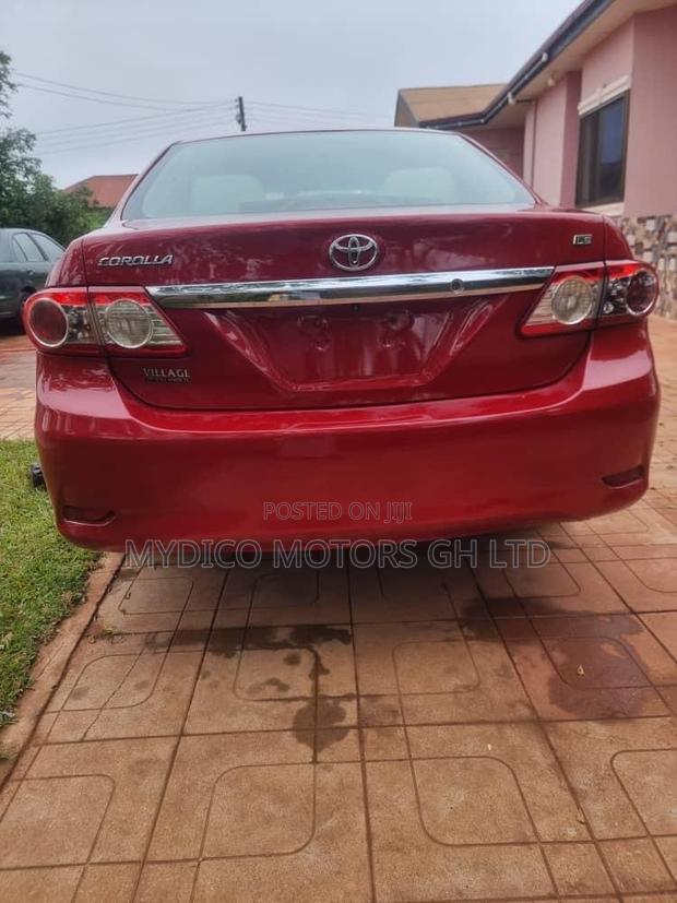 Toyota Corolla LE 4dr Sedan (1.8L 4cyl 4A) 2013 Red