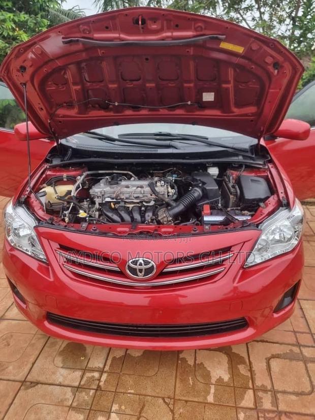 Toyota Corolla LE 4dr Sedan (1.8L 4cyl 4A) 2013 Red