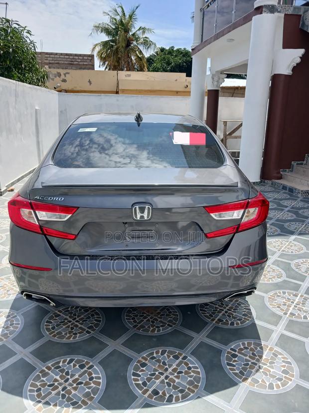 Honda Accord Sport 2018 Gray