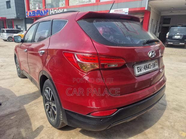Hyundai Santa Fe Limited w/Saddle Interior 4dr SUV AWD (3.3L 6cyl 6A)
