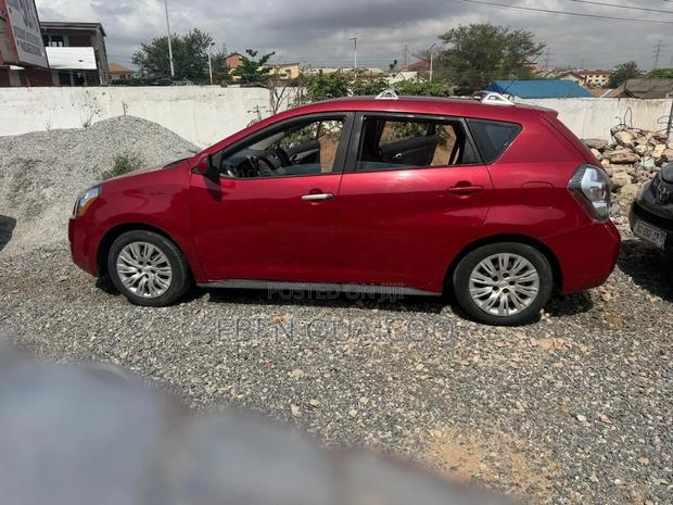 Pontiac Vibe 2010 Burgundy