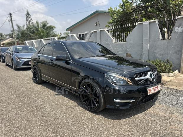 Mercedes-Benz C250 2013 Black
