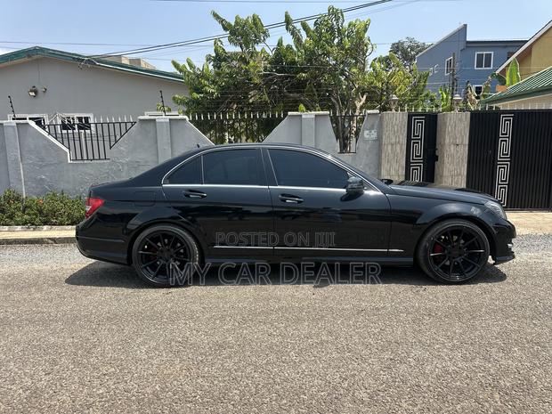 Mercedes-Benz C250 2013 Black