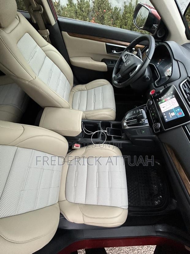 Honda CR-V Touring 4dr SUV (1.5L 4cyl CVT) 2017